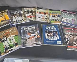 SH410Sport Memorabilia Magazines Of Memories And New York Yankees