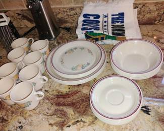 Corelle dish set
