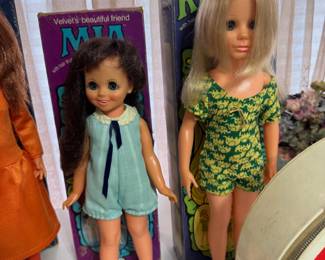 Crissy and Friends Dolls