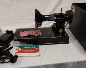 SINGER FEATHERWEIGHT