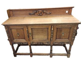 OAK SIDEBOARD