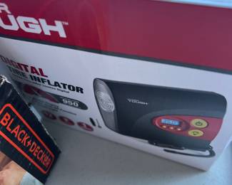 Digital tire inflator