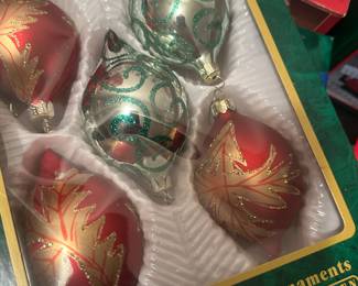 Christmas ornaments and decor - vintage
