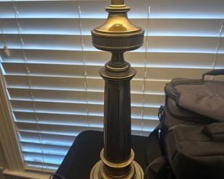 vintage Stiffel Hollywood Regency brass table lamp
