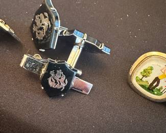 cuff links