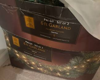 Pre-lit garland