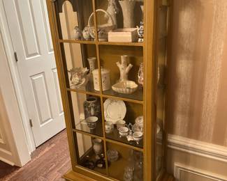 Beautiful Mid century modern display cabinet 