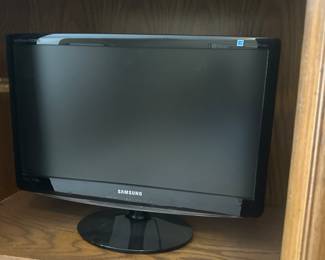 Samsung SyncMaster series LCD monitor