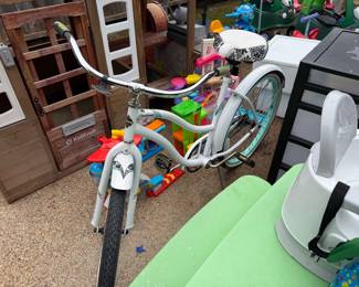 Huffy Womens bicycle 