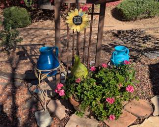 Garden yard decor