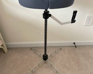 H8 - $80. Singer Adjustable 60" dress form. DF250/251 book included. 