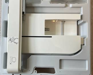 H9 - $1000. Brother Innovis NV4000D Sewing & Embroidery Machine. 