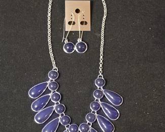 Liz Claiborne Blue Stone Teardrop Necklace and Earrings