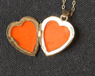 Vintage Sterling Silver Heart Locket Necklace 