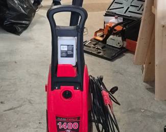 Clean Force 1400 PSI Power Washer