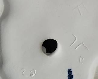 Lladro Girl with Duck Porcelain Figurine 