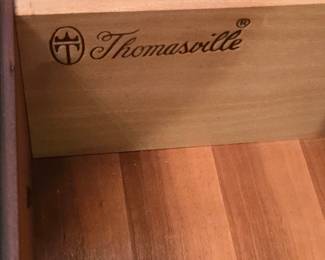 Thomasville Collectors Cherry China Cabinet 