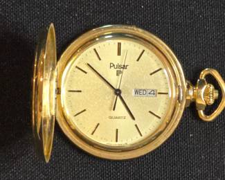 Pulsar Gold Tone Day or Date Quartz Pocket Watch