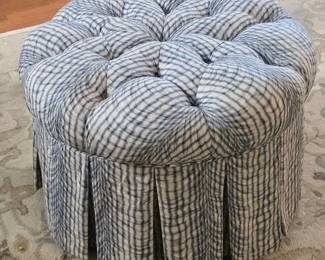 Tufted Ottoman Pouf