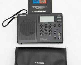 Grundig YB PLL Synthesized Receiver 