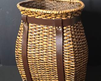 Adirondack Pack Basket with Leather Straps