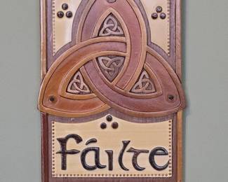 Carved Wooden Failte Plaque with Celtic Triquetra Knot