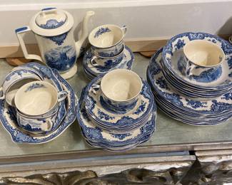 Johnson Brother dining set