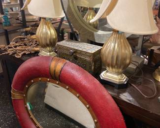 Mirror, table lamps