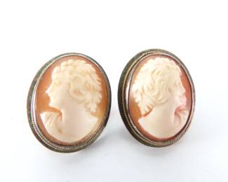 Vintage Cameo Clip Earrings