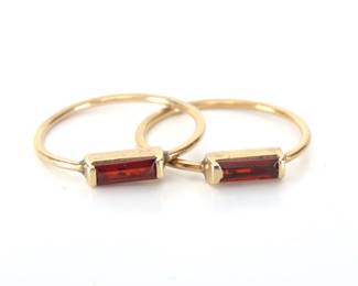 Pair of 14K Gold Rings with Garnets - Size 4.5 - TW 1.6g