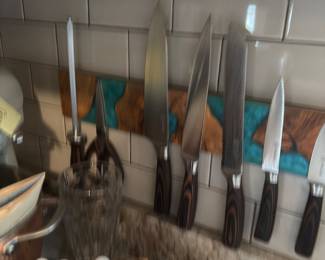 Various kitchen utensils