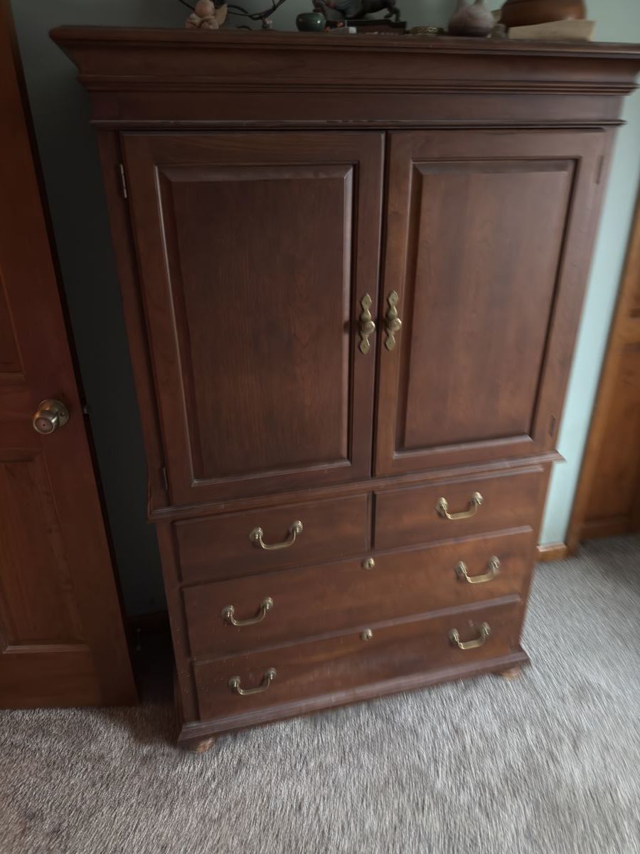 Pennsylvania house Medallion Collection