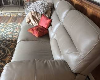 Power recline couch