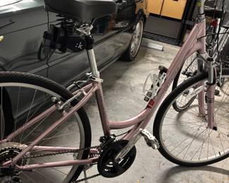 Specialized Crossroads Hybrid Bike EN1474