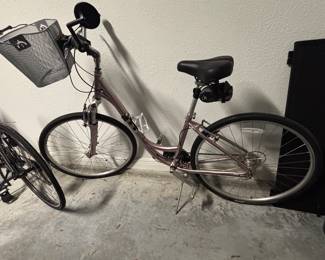 Specialized Crossroads Hybrid Bike EN1474