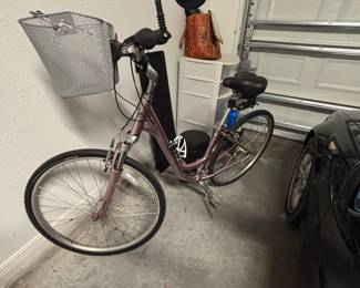 Specialized Crossroads Hybrid Bike EN1474