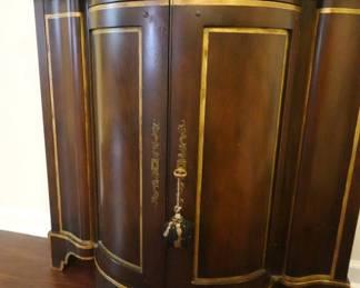 SIGNED VINTAGE BAKER REGENCY STYLE DEMILUNE CONSOLE / BAR CABINET WITH MATCHING MIRROR