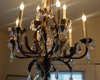 VINTAGE MODERN CRYSTAL CHANDELIER WITH HAMMERED COPPER FRAME, 1970s