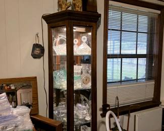 Curio cabinet & several Swarovski Crystal items
