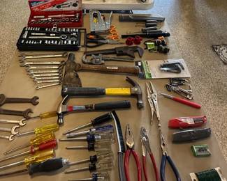 Tools 
Yard equipment 