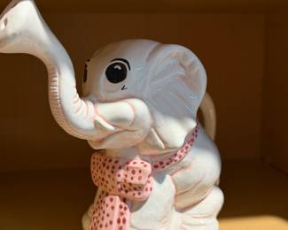 Vintage Elephant Tea Pot