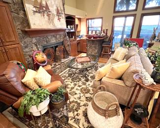 Rug 8’x11’ - India 