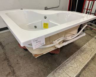 Mansfield Corner Jet Bathtub