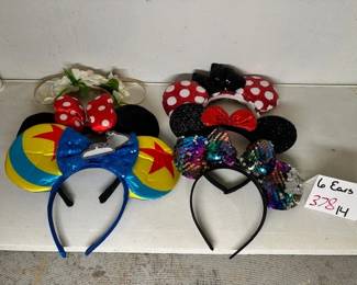 6 Disney Ears