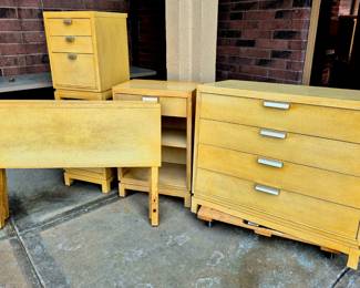6 pcs. MCM Blonde bedroom set 