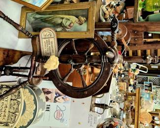 Vintage spinning wheel
