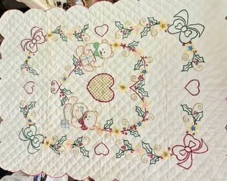 Vintage child's quilt 