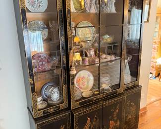 Vintage Drexel (1970's) Chinese Chinoiserie Black Lacquer Hand Painted Gold Scenes, Lighted Display Cabinet. Storage. Floral Motifs