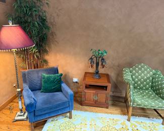 Mid Century 1950's Royal Blue Arm