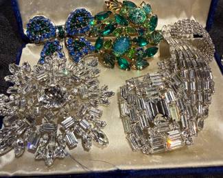 Vintage Signed Weiss Brooch's